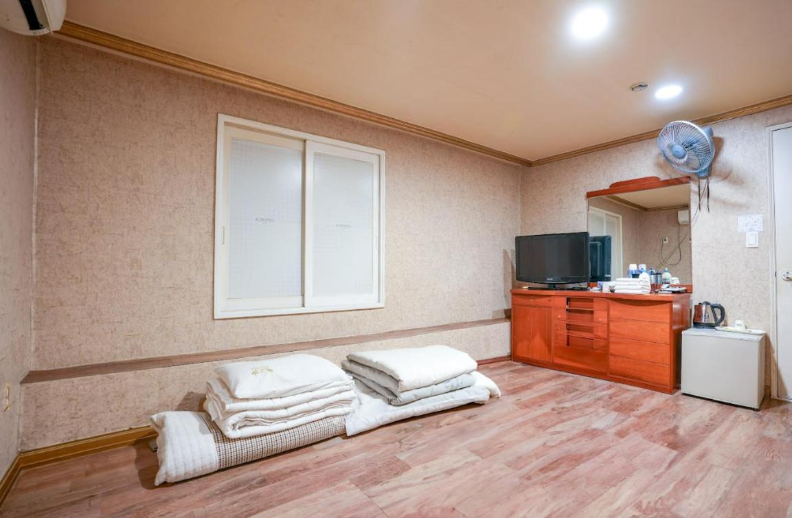 K Motel Daeyeon Μπουσάν Εξωτερικό φωτογραφία