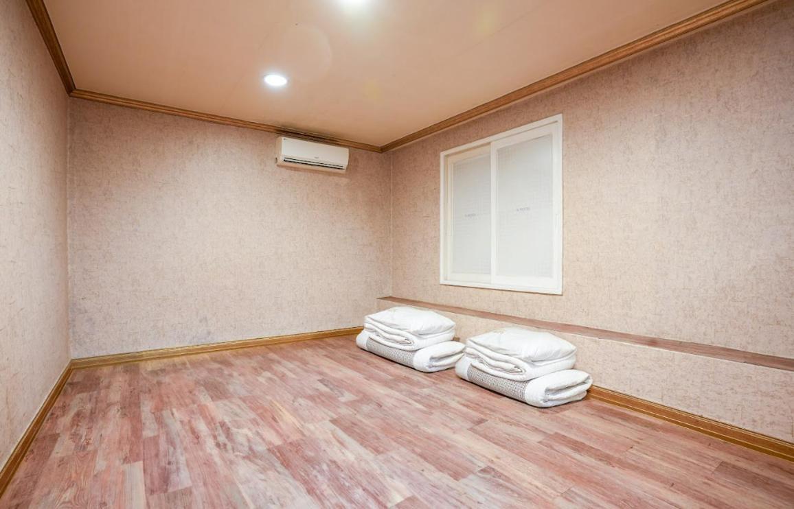 K Motel Daeyeon Μπουσάν Εξωτερικό φωτογραφία
